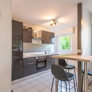  Apartment Joli Avec Balcon Proximite